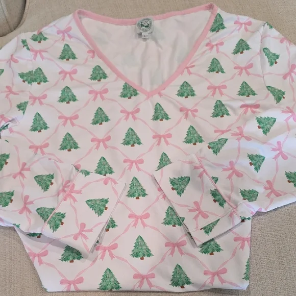 Classic Southern Smocks Mom Christmas Gown - Picture 3 of 4